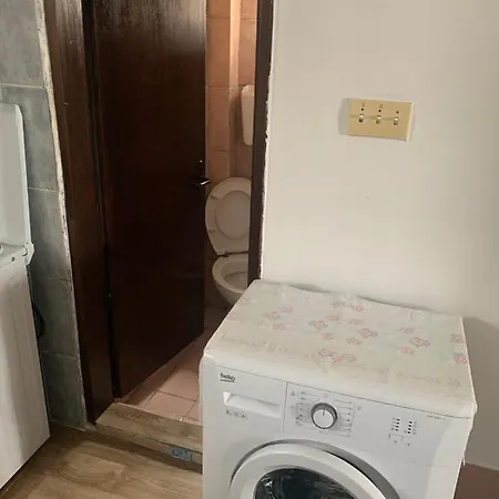 Nikola Appartement *